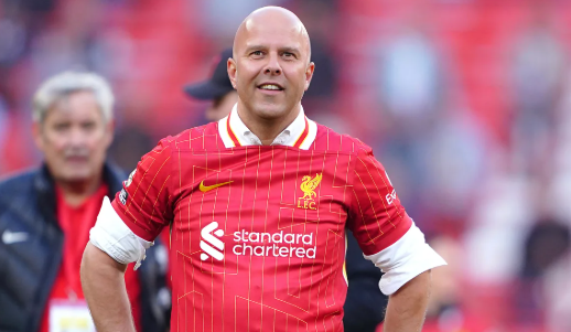 Zyrtare: Arne Slot largohet nga Liverpuli