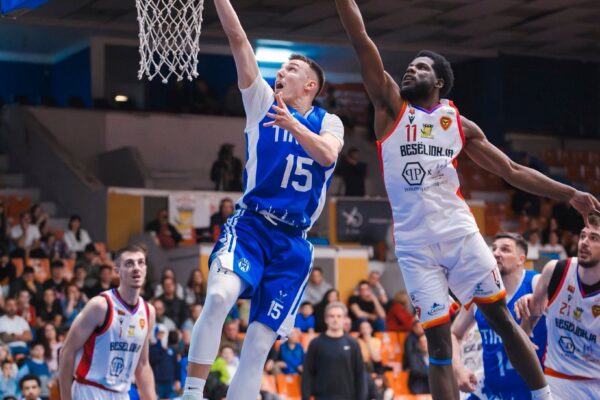 Basketboll djem/ Besëlidhja mposht Tiranën, titulli një fitore larg
