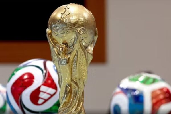 Fox Sport ofron punën e ëndrrave, 50 mijë dollarë për të parë të gjitha ndeshjet e Botërorit