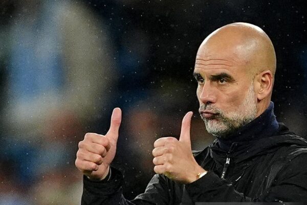 Manchester City nuk fal, Palace e dorëzuar sbën rezistencë dhe mban garën e titullit ende të hapur (RENDITJA)