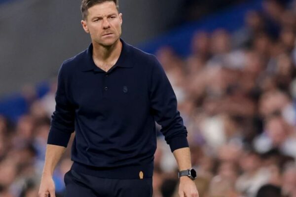 Xabi Alonso flet pas emërimit te Chelsea: Nder për mua, tani të fitojmë trofe