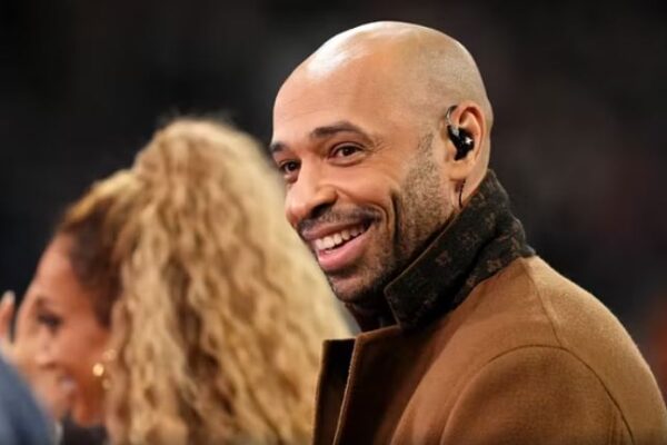 Henry kurorëzon trajnerin Arteta: Ky Arsenal, më i fortë se i imi dhe “Të pathyeshmëve”
