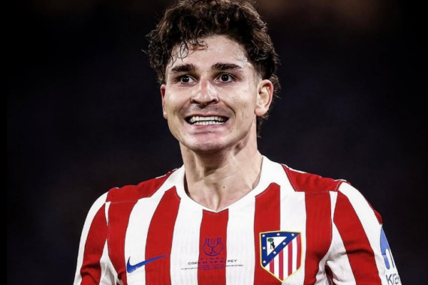 Zbulohet oferta e Barcelonës për Julian Alvarez