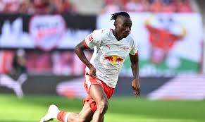 Liverpool synon transferimin e talentit 19-vjeçar Yan Diomande