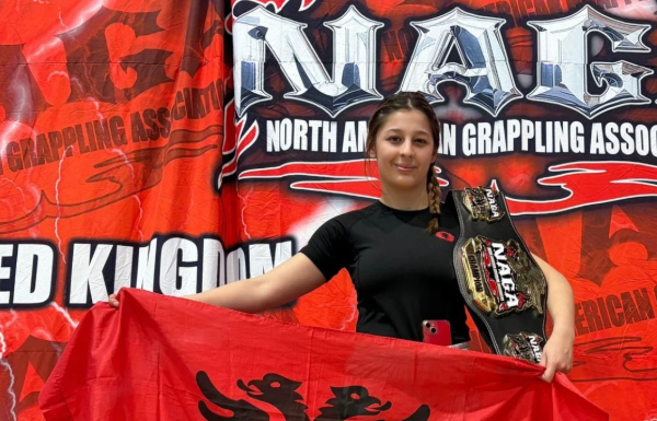Shtatë tituj kampione Europe dhe 11 herë e Spanjës, kush është vajza e re shqiptare që po shkëlqen në Jiu Jitsu