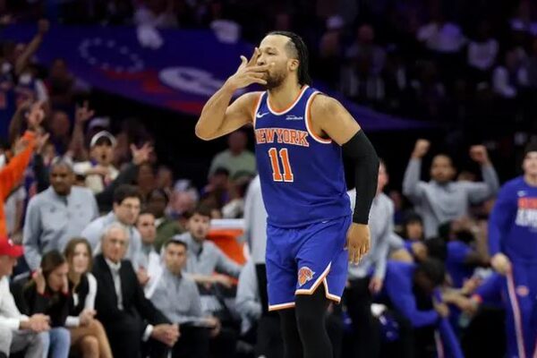 Play-off NBA/ Knicks në finale në Lindje, Minnesota barazon rezultatin në Perëndim