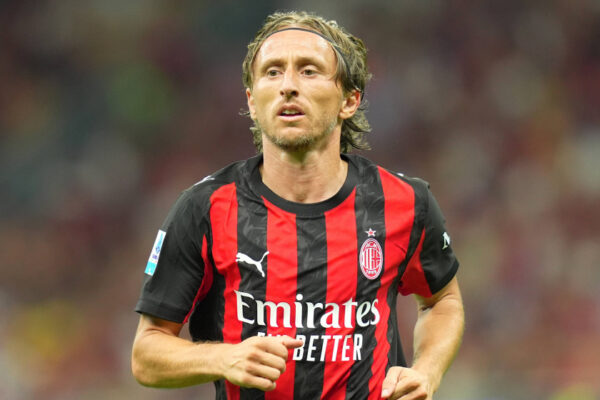 Luka Modrić përballet me vendimin për të ardhmen pas dëmtimit me AC Milan