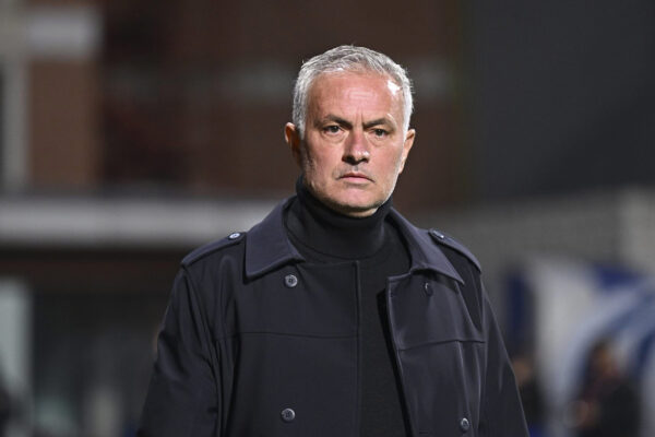 E FUNDIT: Zbulohet se kur Jose Mourinho do të zyrtarizohet te Real Madrid