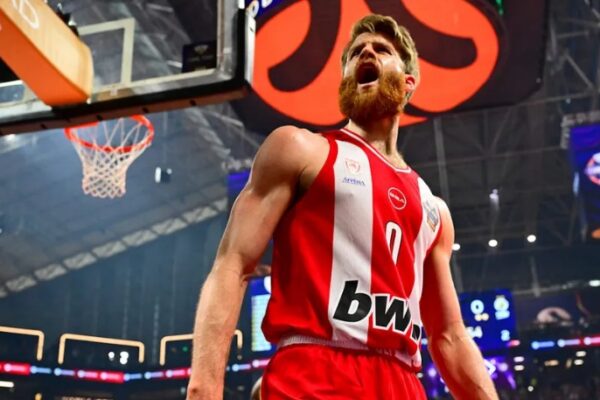 Final Four EuroLeague 2026 në RTSH/ Olympiacos mposht Fenerbahce-n dhe kalon në finalen e madhe