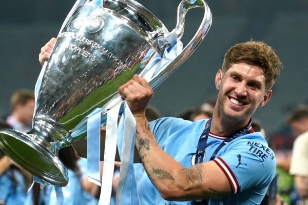 John Stones në Radarin e Bayern Munich – Mbrojtësi i Manchester City-së mund të bashkohet me kampionët e Gjermanisë
