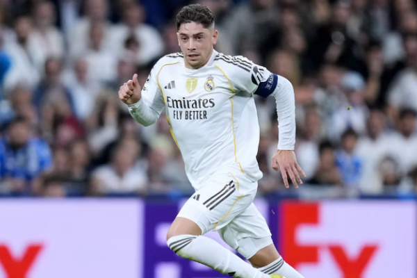 Real Madridi në kaos: Valverde dhe Tchouaméni përleshen përsëri, uruguaiani shtrohet në spital