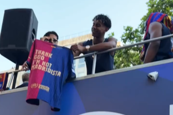 “Falënderoj Zotin që nuk jam Madridist”, Yamal provokon Realin gjatë paradës së Barcelonës