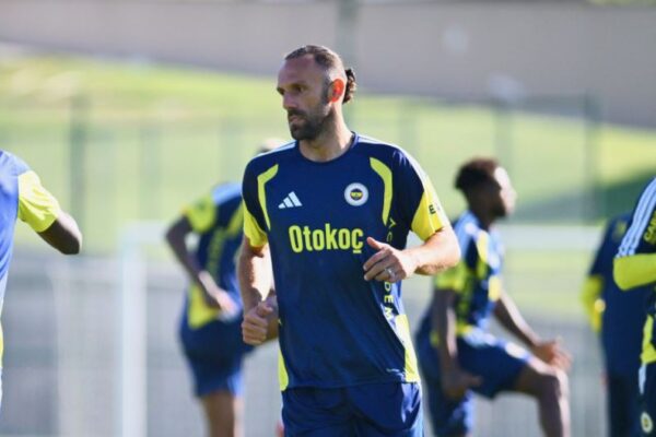 Mjekët i thanë “mos u stërvit”, Muriqi s’i dëgjoi dhe tashmë mungon deri në gjashtë javë