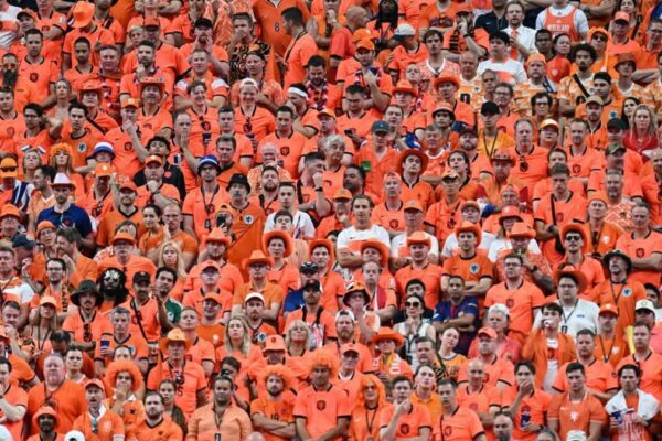 Botërori thyen çdo parashikim: 2 milionë tifozë në stadiume pas 36 ndeshjeve të para