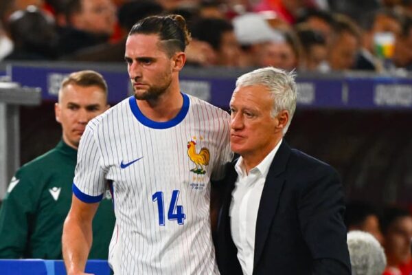 Deschamps mesazh Rabiot: S’ka vend për shpërqendrime, të vendosë para botërorit ku do të luajë
