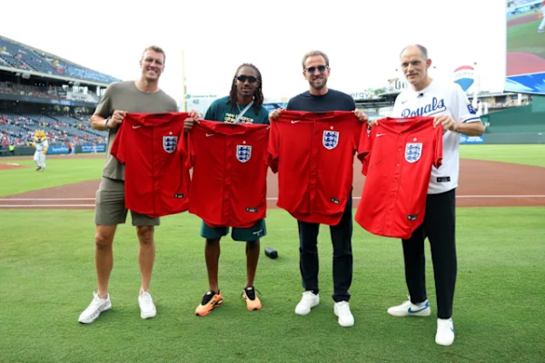Kane midis bejsbollit dhe Botërorit, Anglia relaksohet para ndeshjes me Ganën