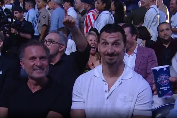 Cardinale dhe Ibra “harbohen” në një event UFC në Washington, tifozët e Milanit humbasin durimin