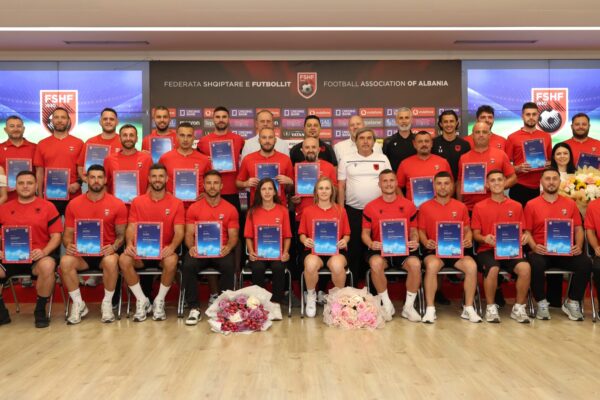 Përmbyllet me sukses edicioni i 23-të i kursit për trajnerë UEFA A, diplomohen 25 pjesëmarrës