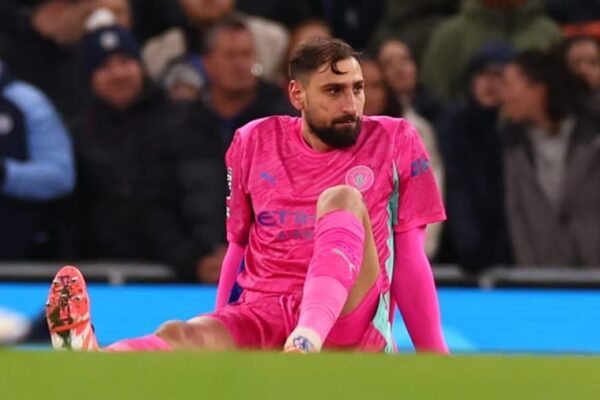 Rregull i ri në futboll, “truku” i përdorur nga Donnarumma dhe Guardiola do të ndalohet në Botëror