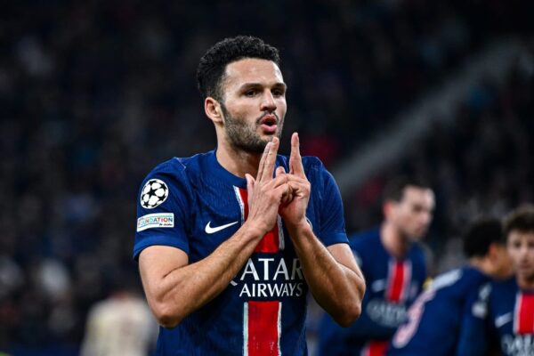 Gonçalo Ramos u zyrtarizua te Milan, PSG e zëvendëson me sulmuesin që po shkëlqen në Botëror