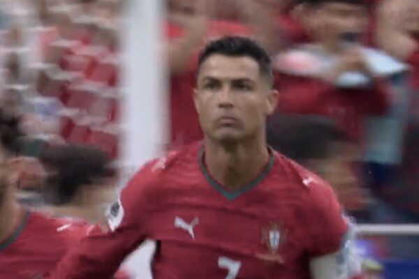 Më në fund Ronaldo arrin të shënoj gol në Kupën e Botës
