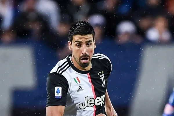 Khedira: E di që Chiellini po vuan shumë, por Juventusi do të rikthehet i madh