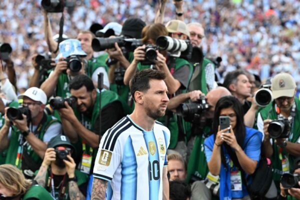 Messi synon një tjetër rekord në Kupën e Botës, në shënjestër legjenda… Marta  