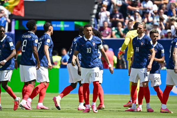 Mbappé mposht Senegalin dhe bëhet golashënuesi më i mirë në historinë e Francës