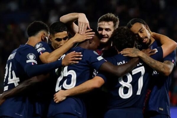 PSG siguron përforcimin e parë. Një yll i ri i për Enriquen, 17 gola dhe 12 asiste në 36 ndeshje