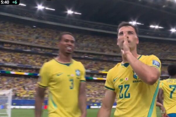 E PABESUESHME! Japonia e pëson në frymën e fundit, Martinelli nderon Brazilin (video)