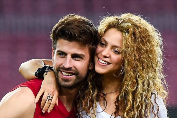 Piqué injoron “shigjetën” e Shakirës për Botërorin 2026, shfaqet i qetë me Clara Chía