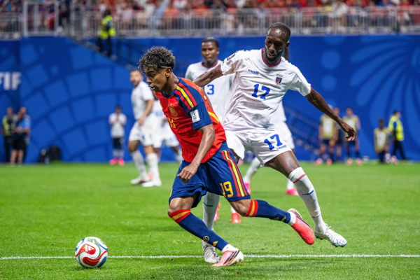 Spanja, Yamal: Nuk jam gati për 90 minuta, Messi është më i miri i të gjitha kohërave