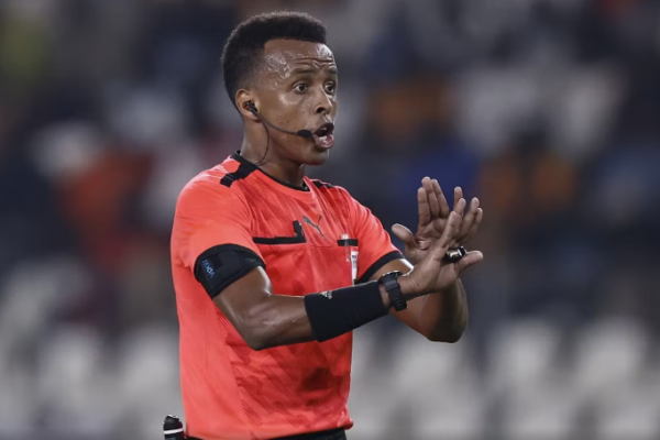 Nuk u lejua të gjykojë në Botëror, FIFA do t’i paguajë kompensim të plotë arbitrit somalez