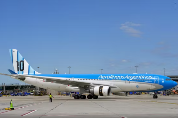Botërori 2026 / Argjentina mbërrin në SHBA me dy “kode” në avion, “10” dhe “1978”