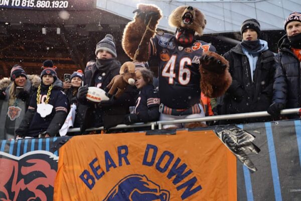 NFL/ Bears braktisin Chicago-n, do të transferohen në Indiana