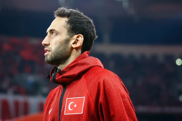 Turqia jashtë Kupës së Botës, Calhanoglu: Jam edhe unë përgjegjës, tani le të ngrihemi në këmbë