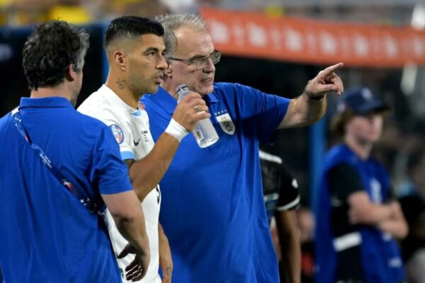 Bielsa zbulon arsyen e vërtetë pse nuk e la Suarez jashtë Kupës së Botës