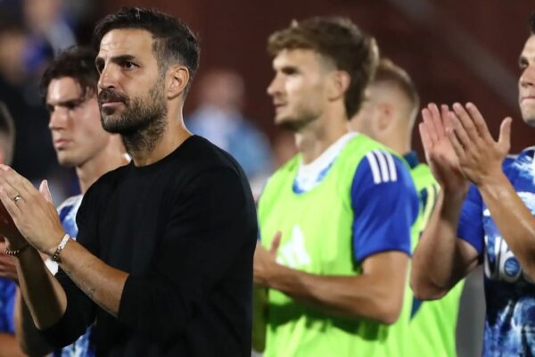 Como do të luajë në Champions League, Fabregas kërkon yllin 40 milionë eurosh të Chelsea-s