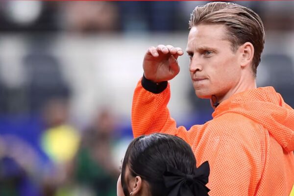 “Shumë njerëz nuk e kuptojnë futbollin. Disa thonë se nuk di të bëj pasime…”, Frenkie de Jong nuk përmbahet dot ndaj kritikuesve
