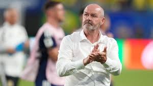 Steve Clarke jep dorëheqjen pas eliminimit të Skocisë nga Botërori 2026