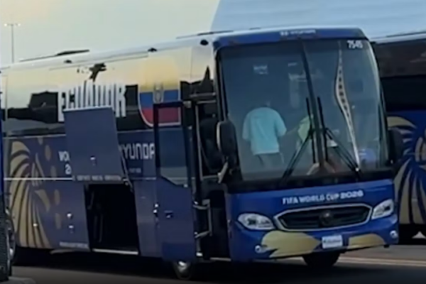 Humbja trondit Goretzkën, hipën në autobusin e Ekuadorit pas ndeshjes