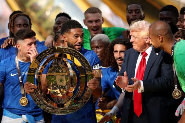 FIFA jep autorizimin, preidenti amerikan Trump do të dorëzojë trofeun e Kupës së Botës