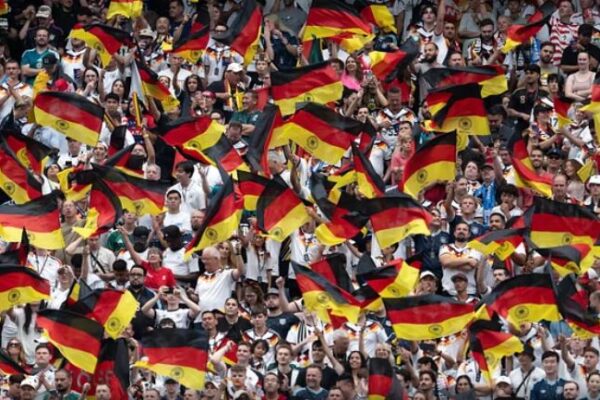 Boom shitjesh të fanellave të Havertz dhe Undav te Gjermania, Adidas mbetet pa “V”
