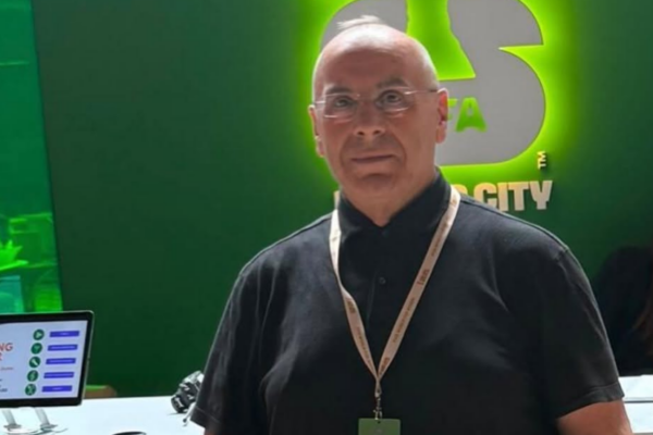 Agim Ademi nga SHBA: Nuk po kërkojmë lëmoshë për futbollin e Kosovës, por partneritet