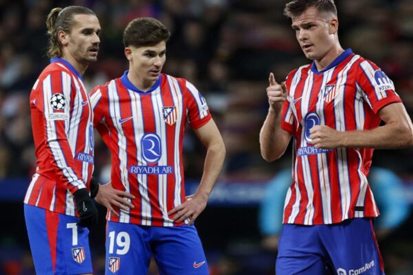 Juventus “zbulon” pasuesin e Vlahovic, kontakte konkrete me sulmuesin e Atletico Madrid
