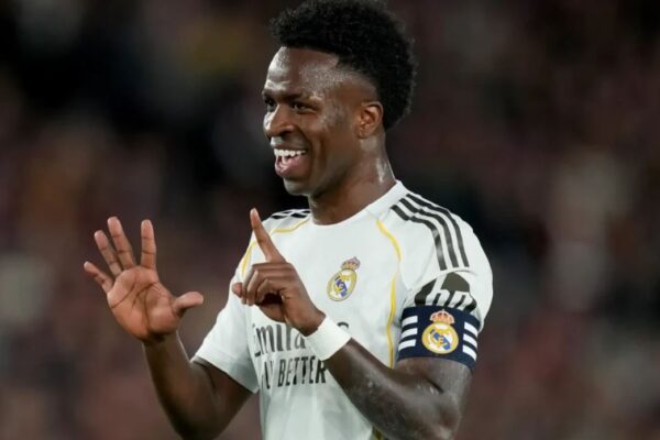 E ardhmja e Viniciusit merr kthesë të papritur, bisedimet me Real Madridin ndalen