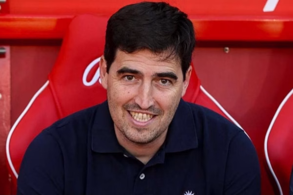 Spanjolli Iraola do ta udhëheqë Liverpoolin