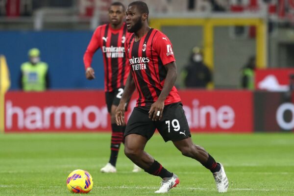 Juventus i rikthehet “dashurisë së vjetër”, synon mesfushorin që shkëlqeu në Seria A me Milan