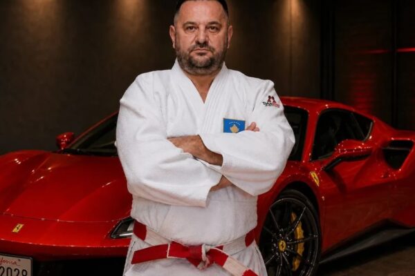 “Ndërtimi i një Ferrari” – Driton Kuka rrëfen çmimin e suksesit, sakrificat, stresin dhe obsesionin që e bëri Kosovën fuqi olimpike