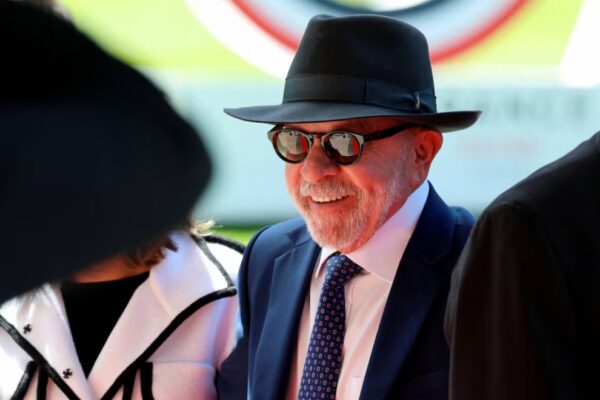 Lula tallet me Neymar-in: I pari futbollist i Kombëtares që punon nga shtëpia!